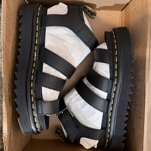 Dr. Martens Blaire Hydro Sandal NEW 6